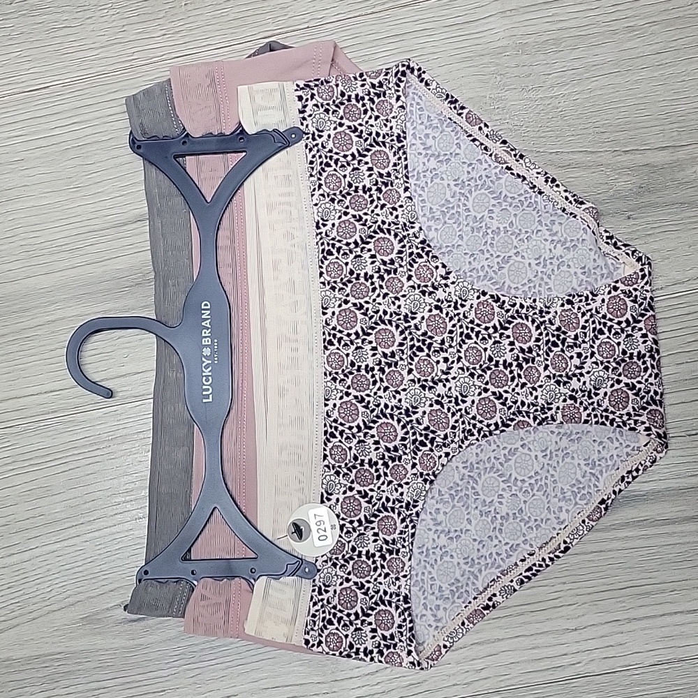 LUCKY BRAND HIPSTER.